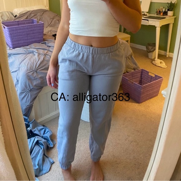 brandy melville blue sweatpants - Picture 2 of 5